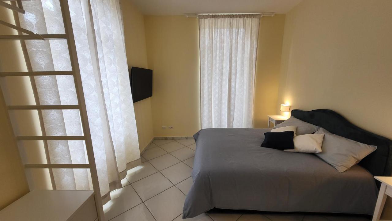 La Casa Di Bruno Suites 那不勒斯 外观 照片