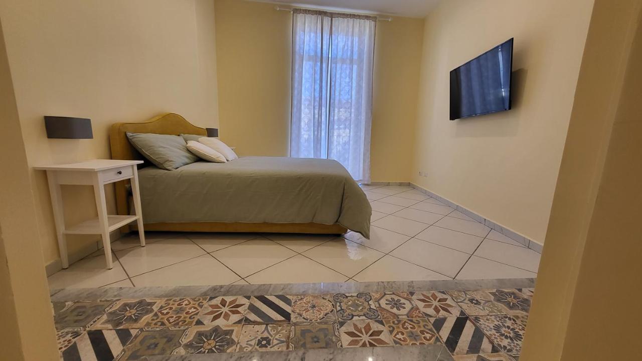 La Casa Di Bruno Suites 那不勒斯 外观 照片